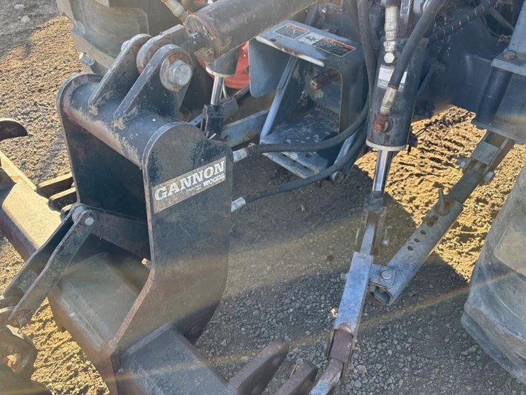 2006-kubota-m6040-image-15