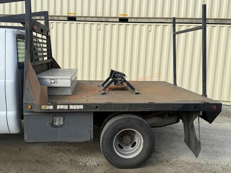 2004-ford-f350-image-15