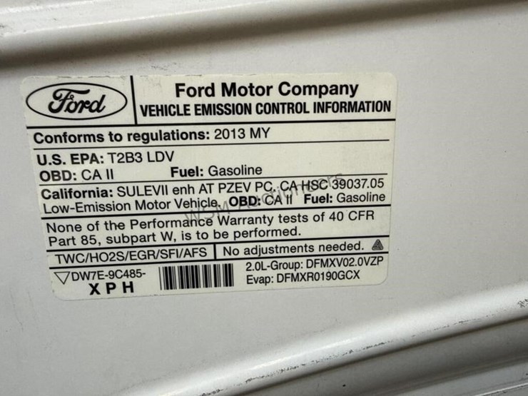 2013-ford-c-max-hybrid-wagon-image-14