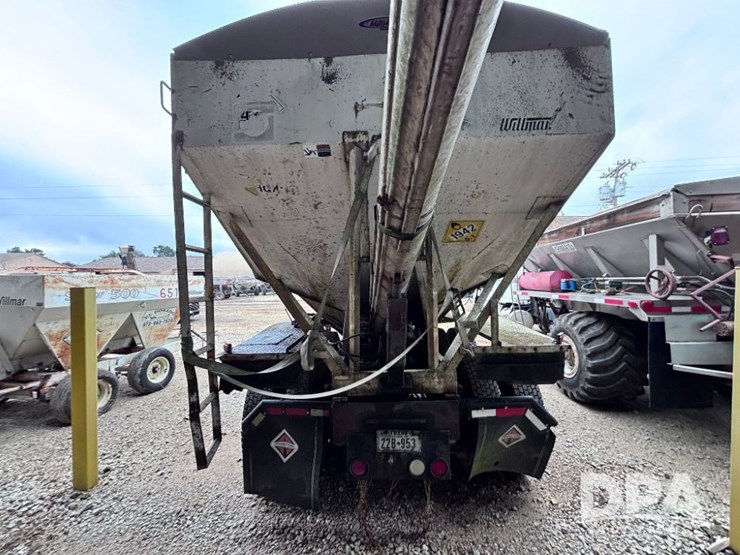 2003-volvo-10-image-13