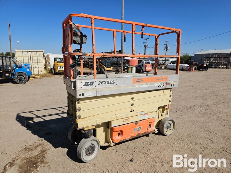 2006-jlg-2630es-image-3