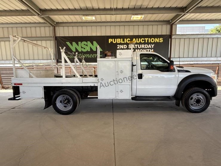 2015-ford-f550-image-1