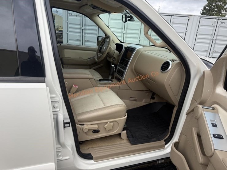 2007-mercury-mountaineer-image-23