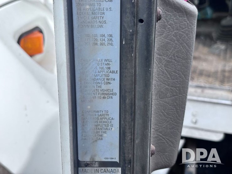 2005-kenworth-t300-image-87