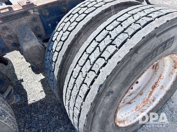 1993-mack-ch613-image-33