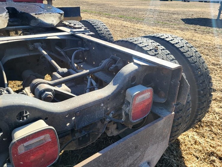 2004-mack-granite-cv713-image-27