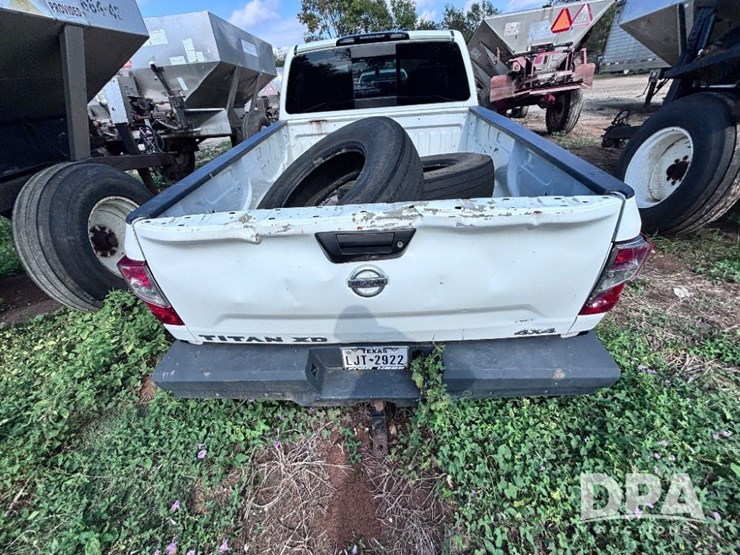 2018-nissan-titan-image-7