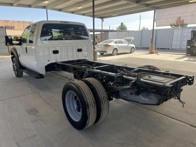 2013-ford-f550-image-5