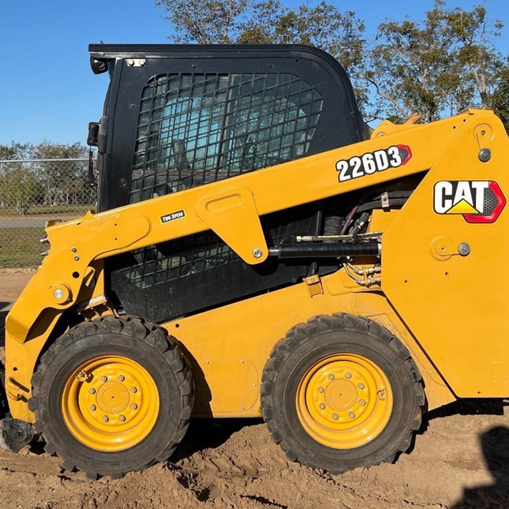CATERPILLAR 226D3