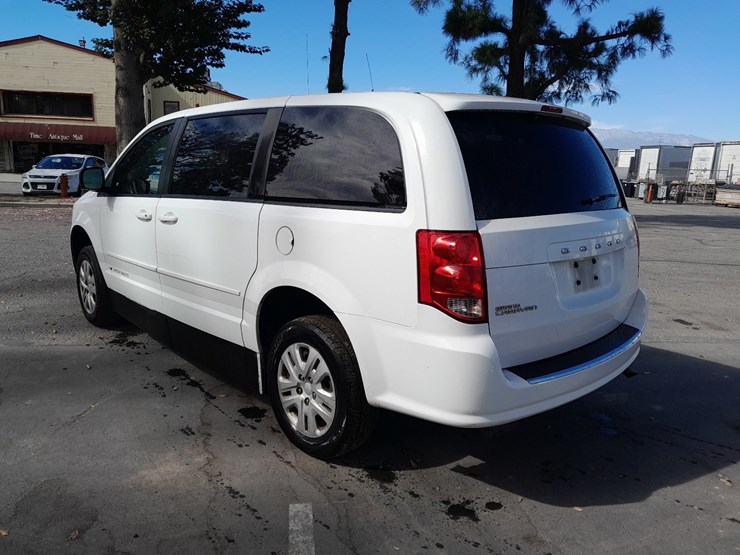 dodge-caravan-image-3