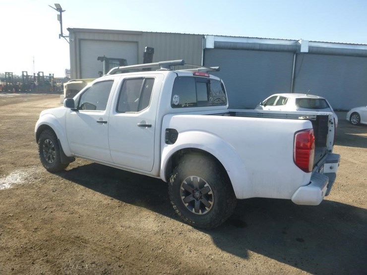 2019-nissan-frontier-image-4
