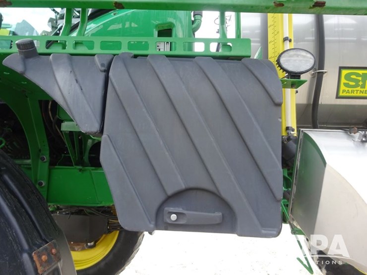 2021-john-deere-r4045-image-105