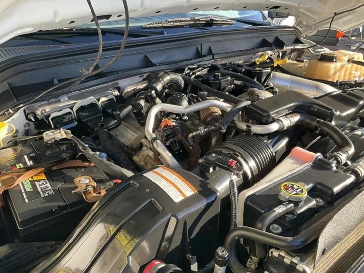 2016-ford-f550-image-15