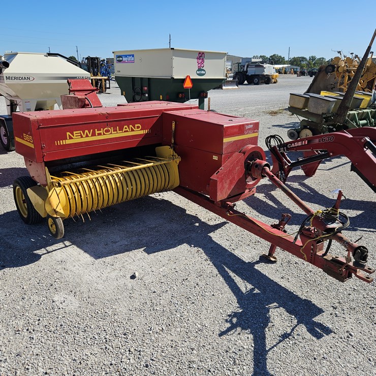 1993 NEW HOLLAND 565