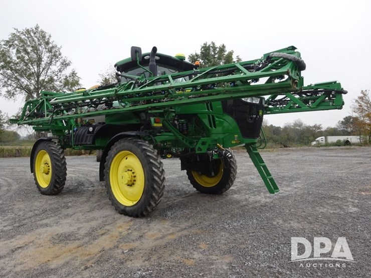 2021-john-deere-r4038-image-2