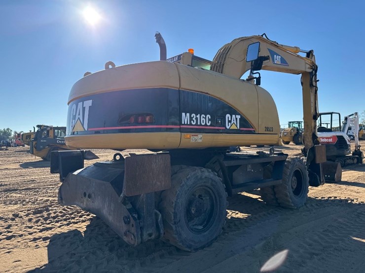 caterpillar-m316c-image-6