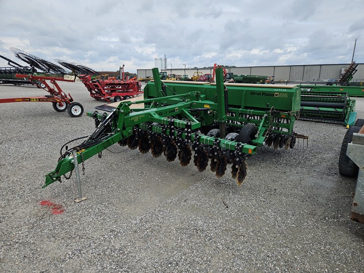 great-plains-solid-stand-15-image-1