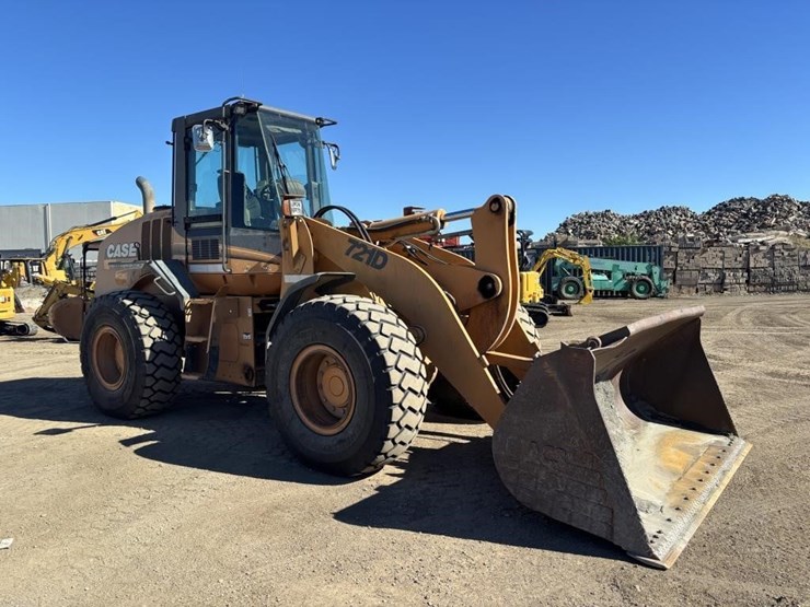 2004-case-721d-image-2