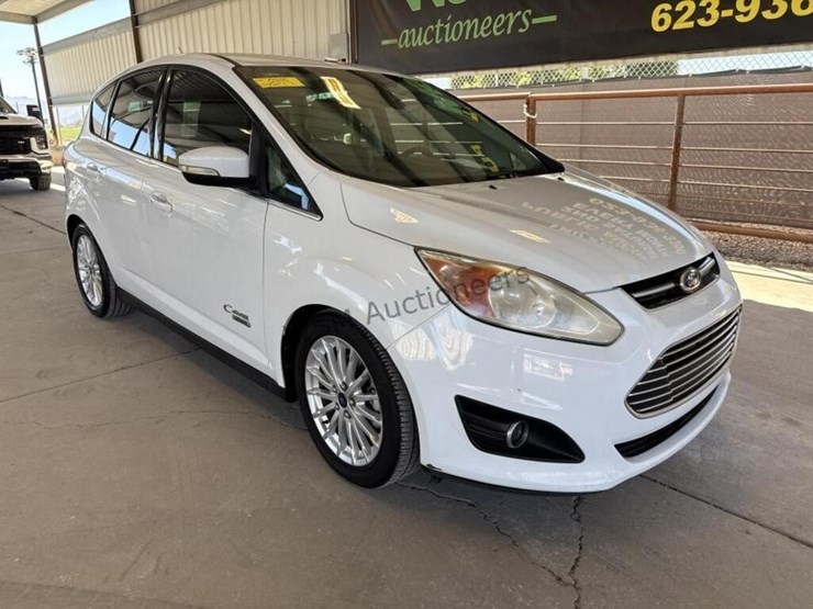 2013-ford-c-max-hybrid-wagon-image-2