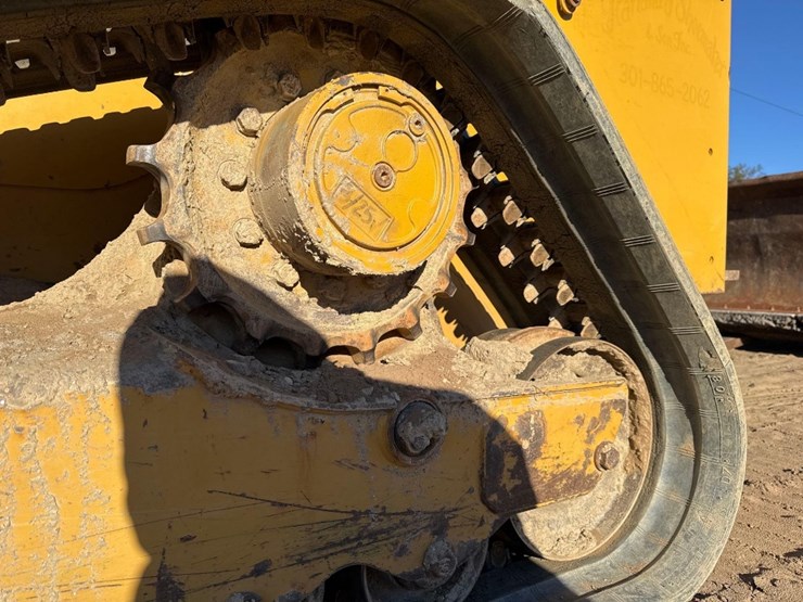 caterpillar-279d-image-11