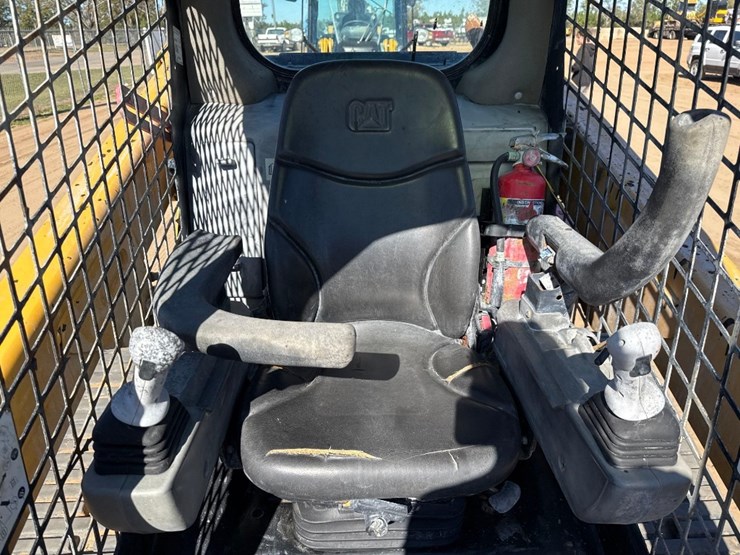 caterpillar-259d3-image-23