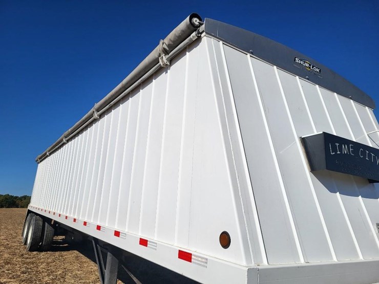 2021-lime-city-equipment-steel-tandem-axle-semi-hopper-trailer---one-owner-image-56