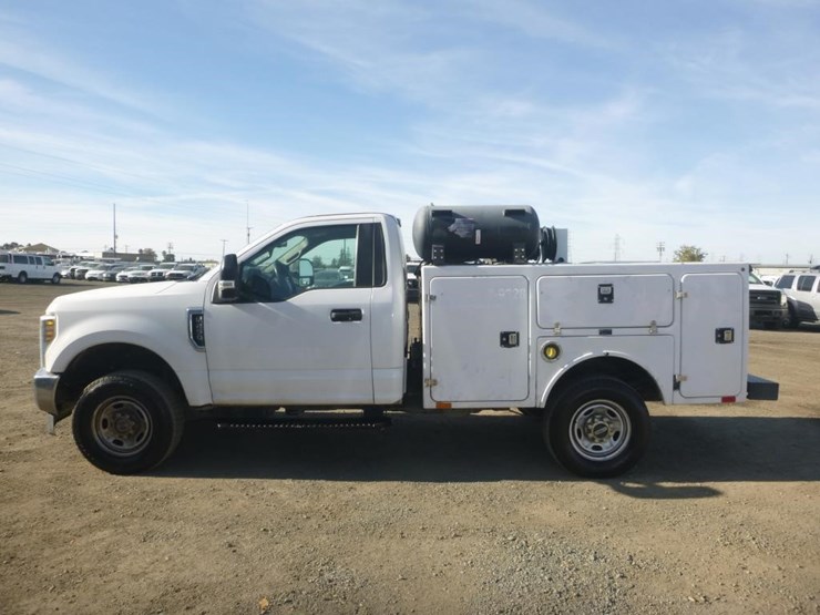 2019-ford-f250-image-5