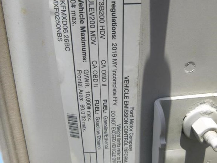 2019-ford-f250-image-15