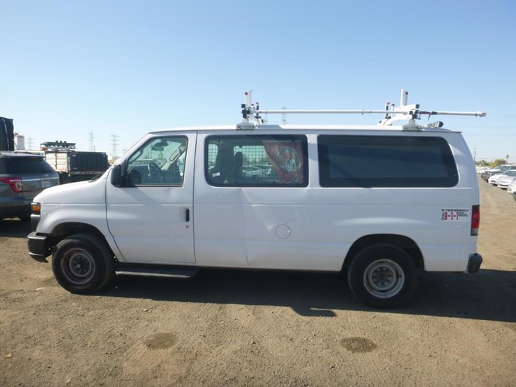 2013-ford-e150-image-5