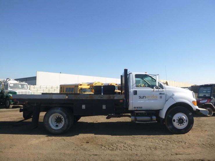 2008-ford-f750-image-7