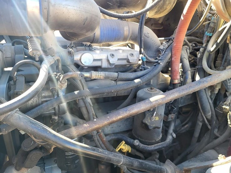 2004-mack-granite-cv713-image-75