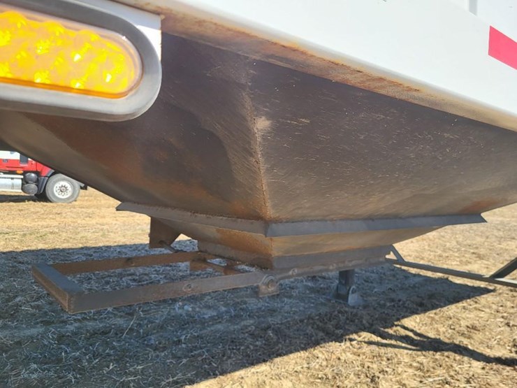 2021-lime-city-equipment-steel-tandem-axle-semi-hopper-trailer---one-owner-image-49