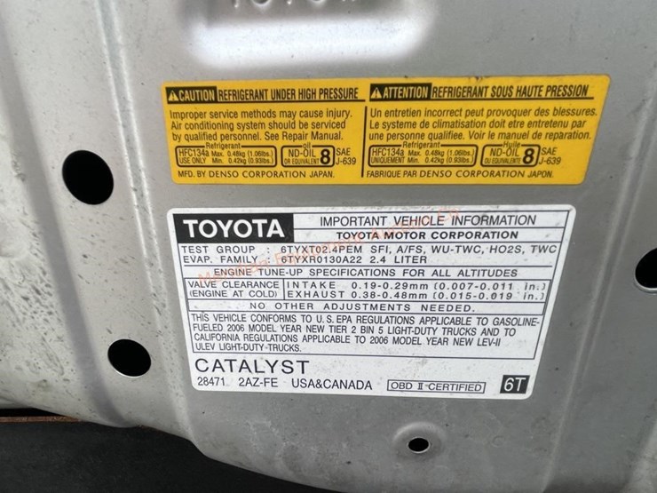 2006-toyota-rav4-image-14