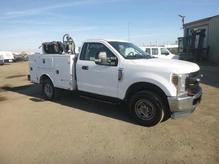 2019-ford-f250-image-2