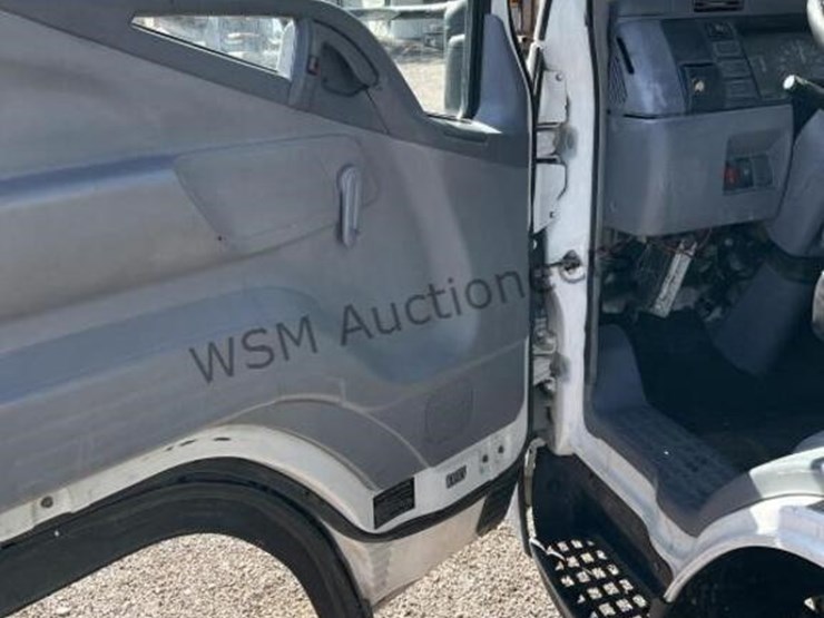 2006-mitsubishi-fuso-f/b-image-20