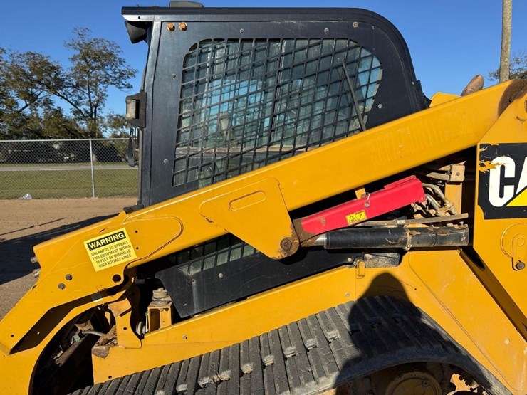 caterpillar-279d-image-22