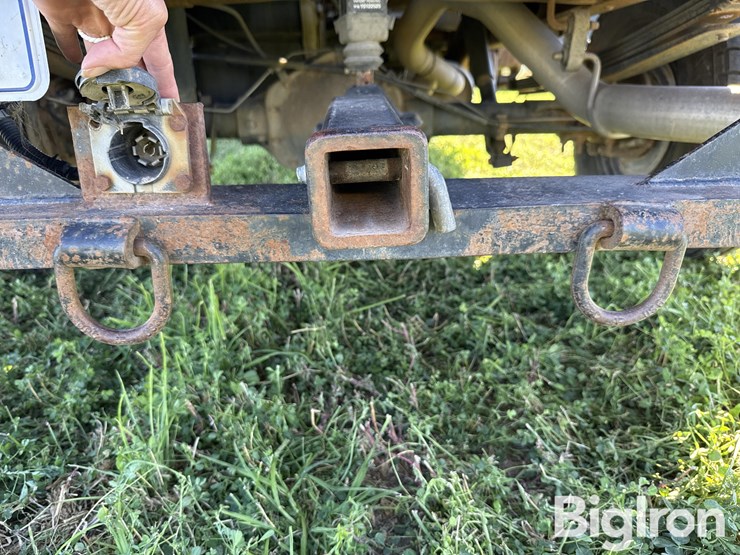 2005-gmc-sierra-2500-image-15