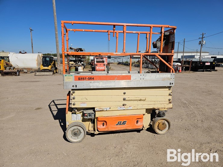 2004-jlg-2630es-image-1