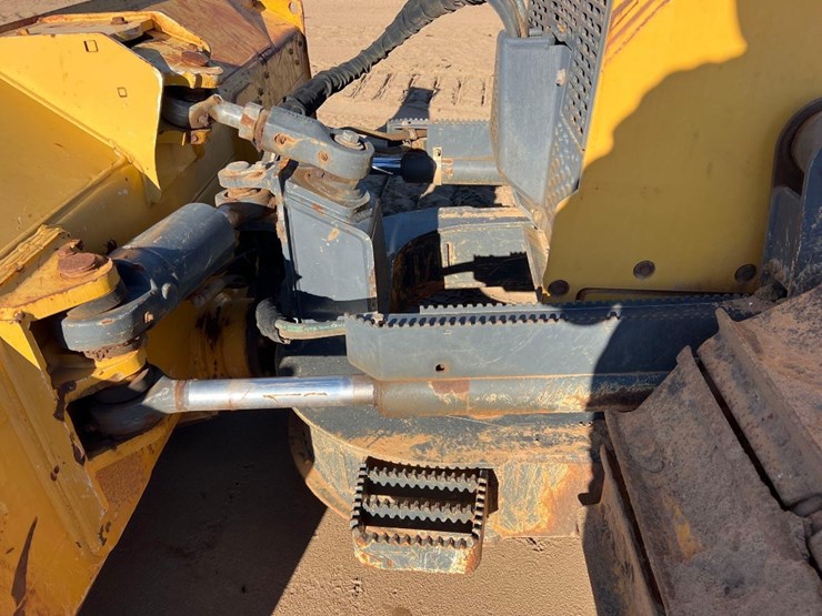 deere-450k-lgp-image-28