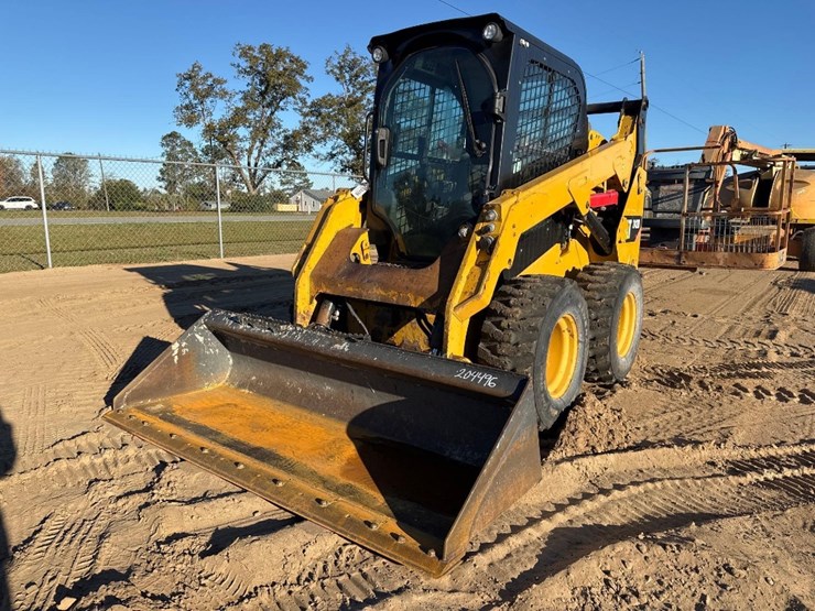 caterpillar-242d-image-2