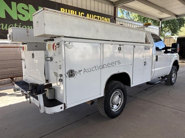 2012-ford-f350-image-8