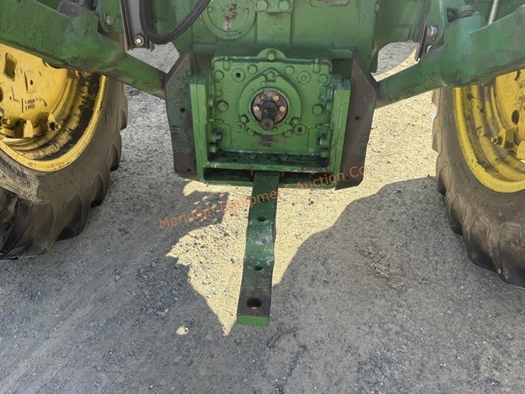 john-deere-4010-image-6