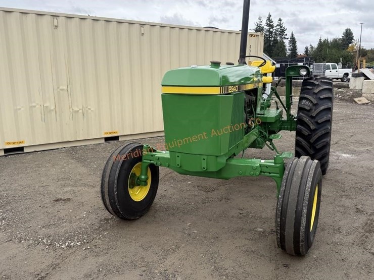 john-deere-2940-image-13