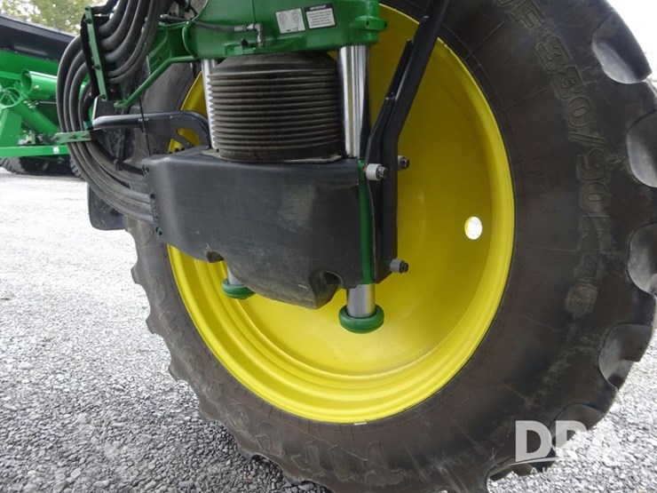 2024-john-deere-412r-image-57