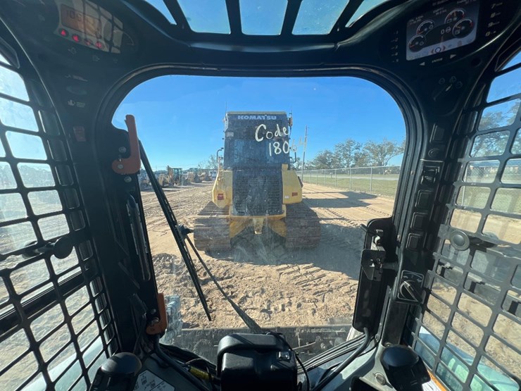 2019-bobcat-t450-image-36