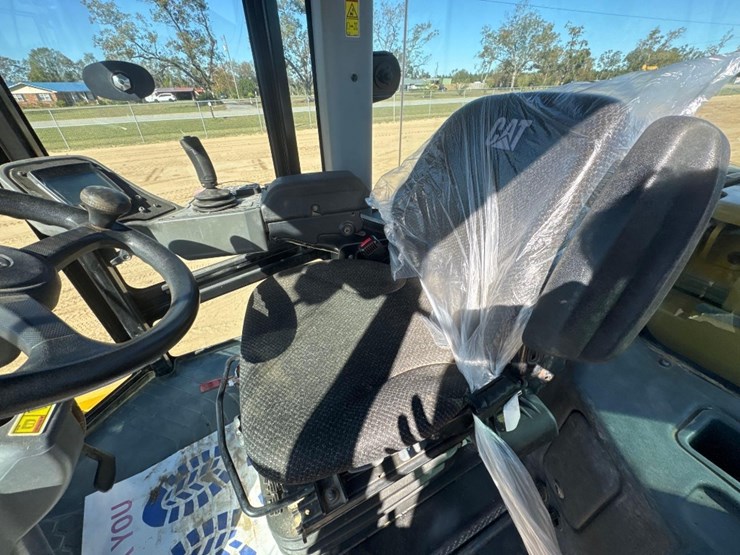 caterpillar-cs54b-image-17