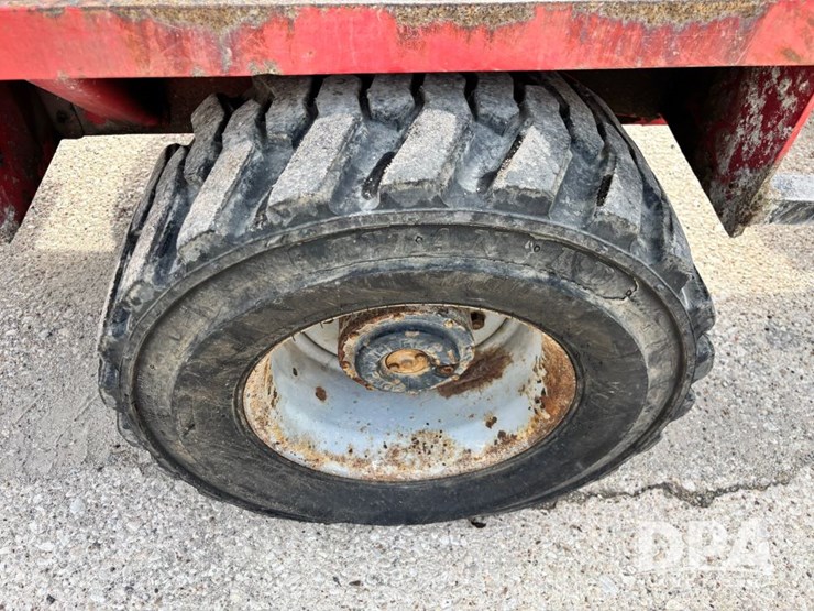 massey-ferguson-7500-image-33