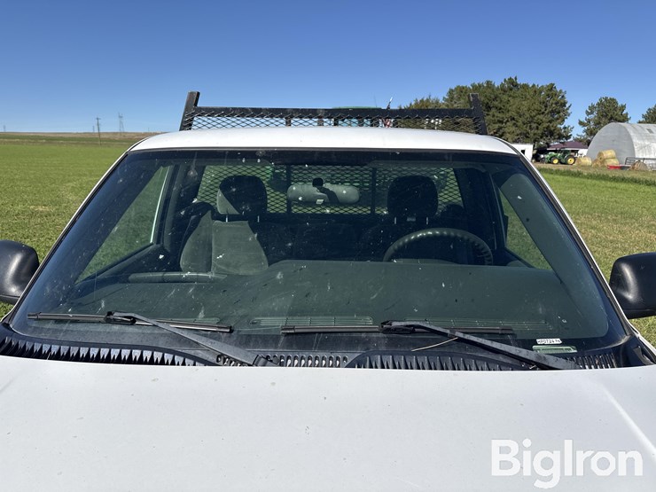 2005-gmc-sierra-2500-image-13