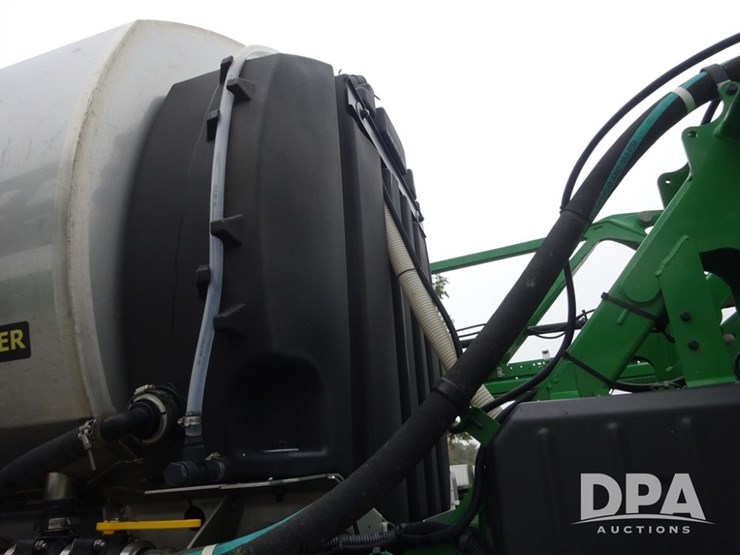 2022-john-deere-410r-image-114