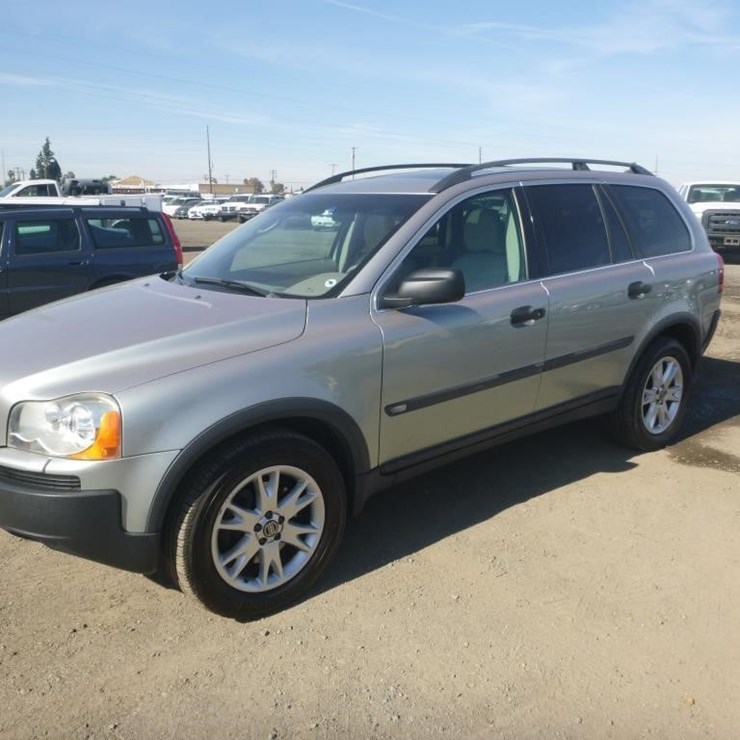 2005 VOLVO XC90